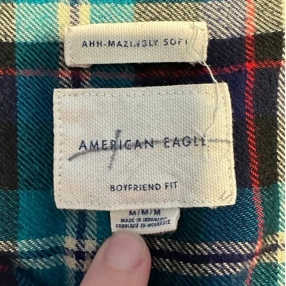 American Eagle Ahh-Mazingly Soft Green Boyfriend Fit Flannel Button Down Size M - Picture 4 of 8